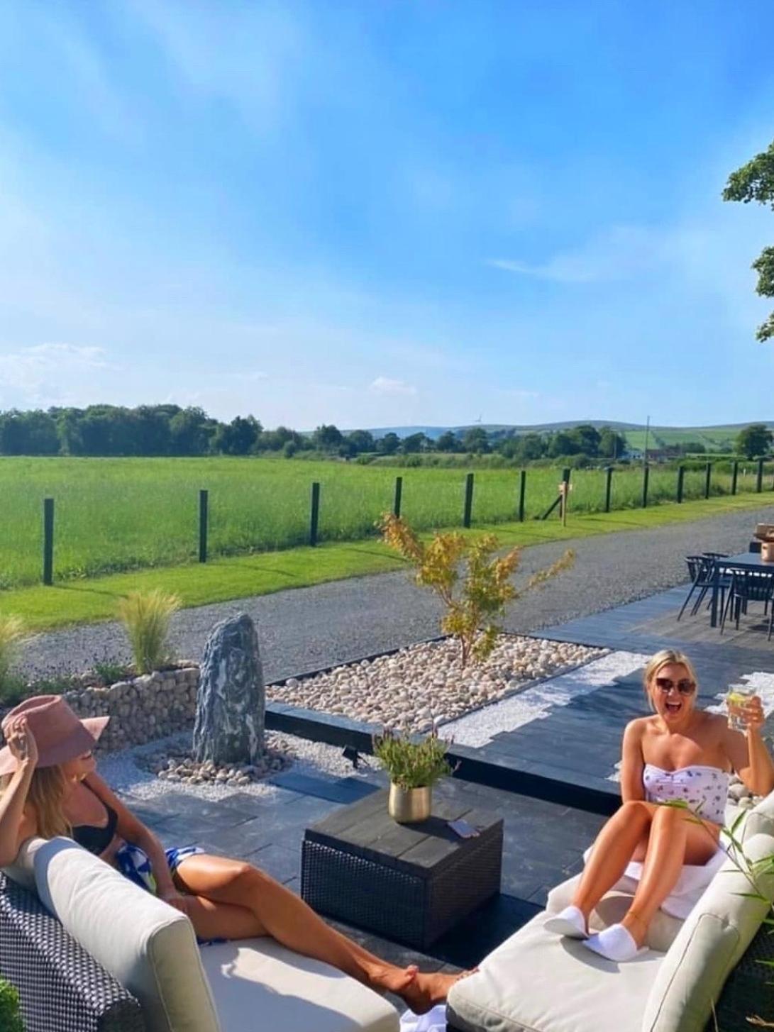 The Hideaway Retreat Villa Omagh Bagian luar foto